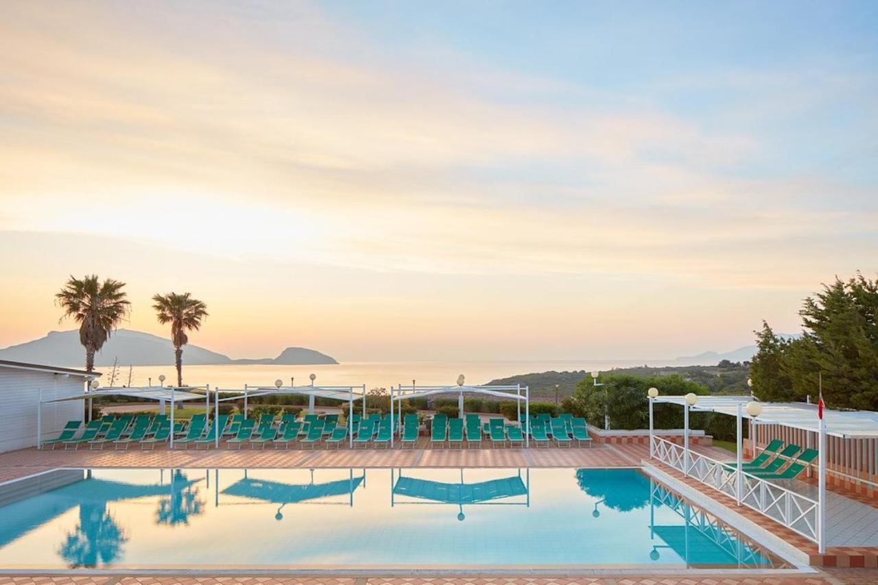 Hotel Baia Aranzos Pittulongu Exterior foto